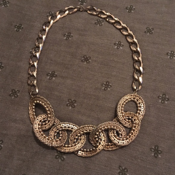 unknown Jewelry - Vintage Gold Tone Chain Link Necklace